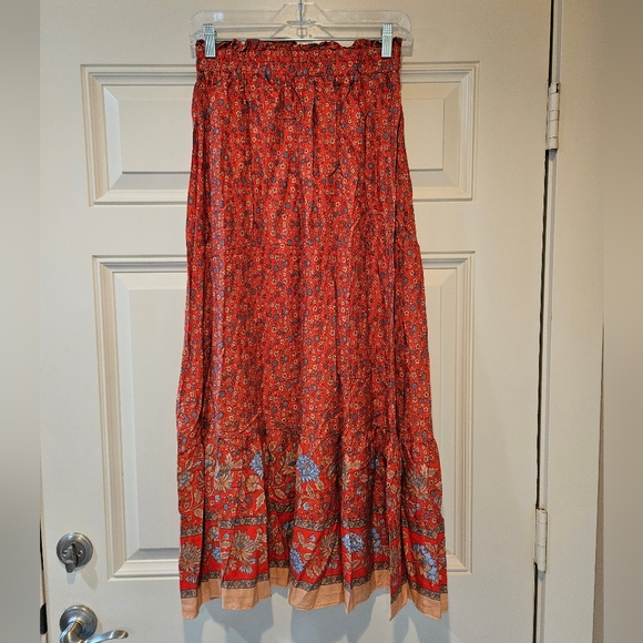 Hautellie Boutique Cotton Maxi Skirt Red Floral Print Ruffle Tier Size Med NWOT - Picture 14 of 16